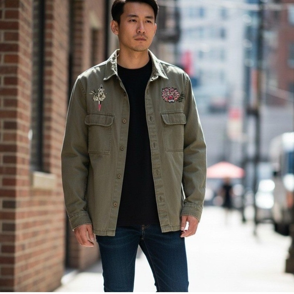 Urban Outfitters Tiger Embroidered Military Shirt Jacket Olive Green Mens Medium